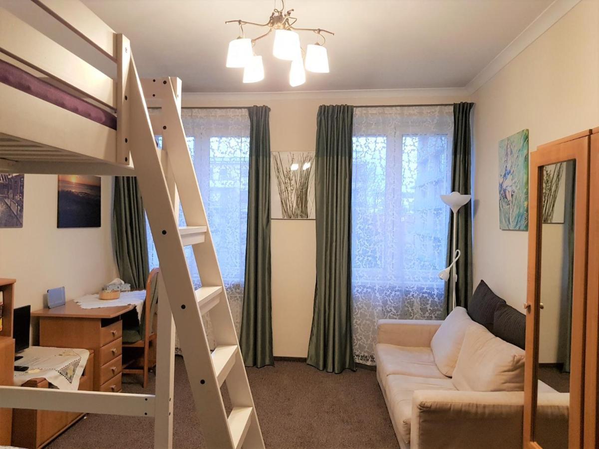 Emilka Apartment Varsovie Extérieur photo